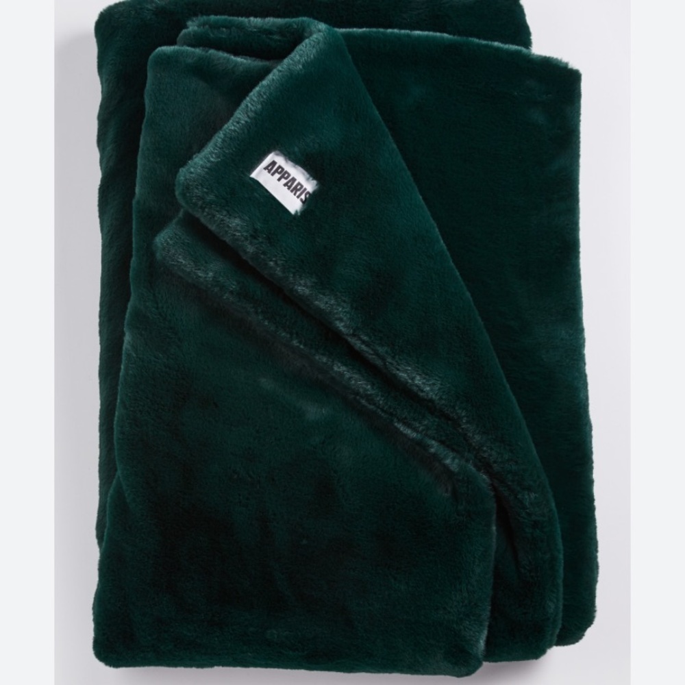 Free People x Apparis green Brady blanket new with tags